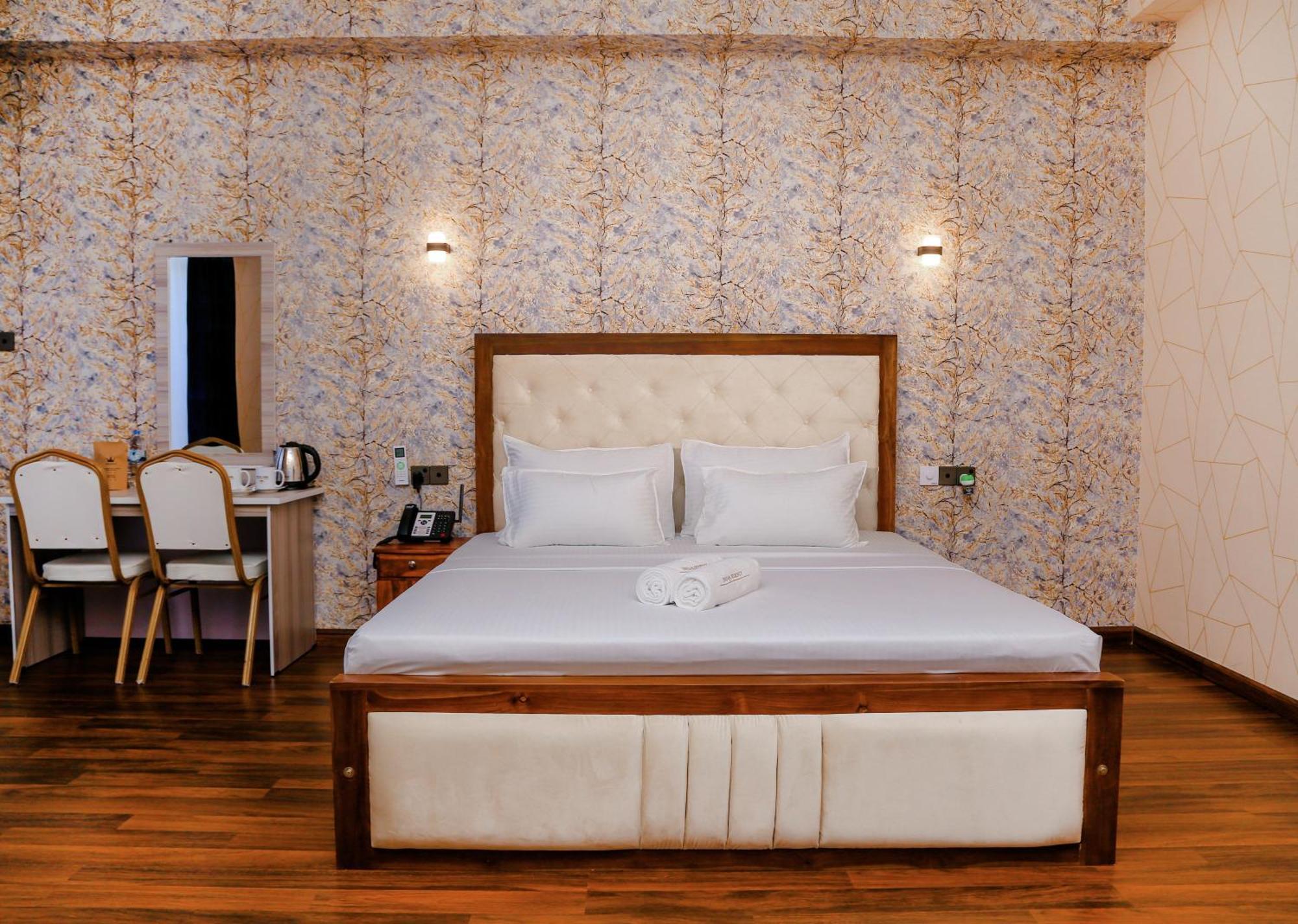 Crown Regency- Badulla Hotel Luaran gambar