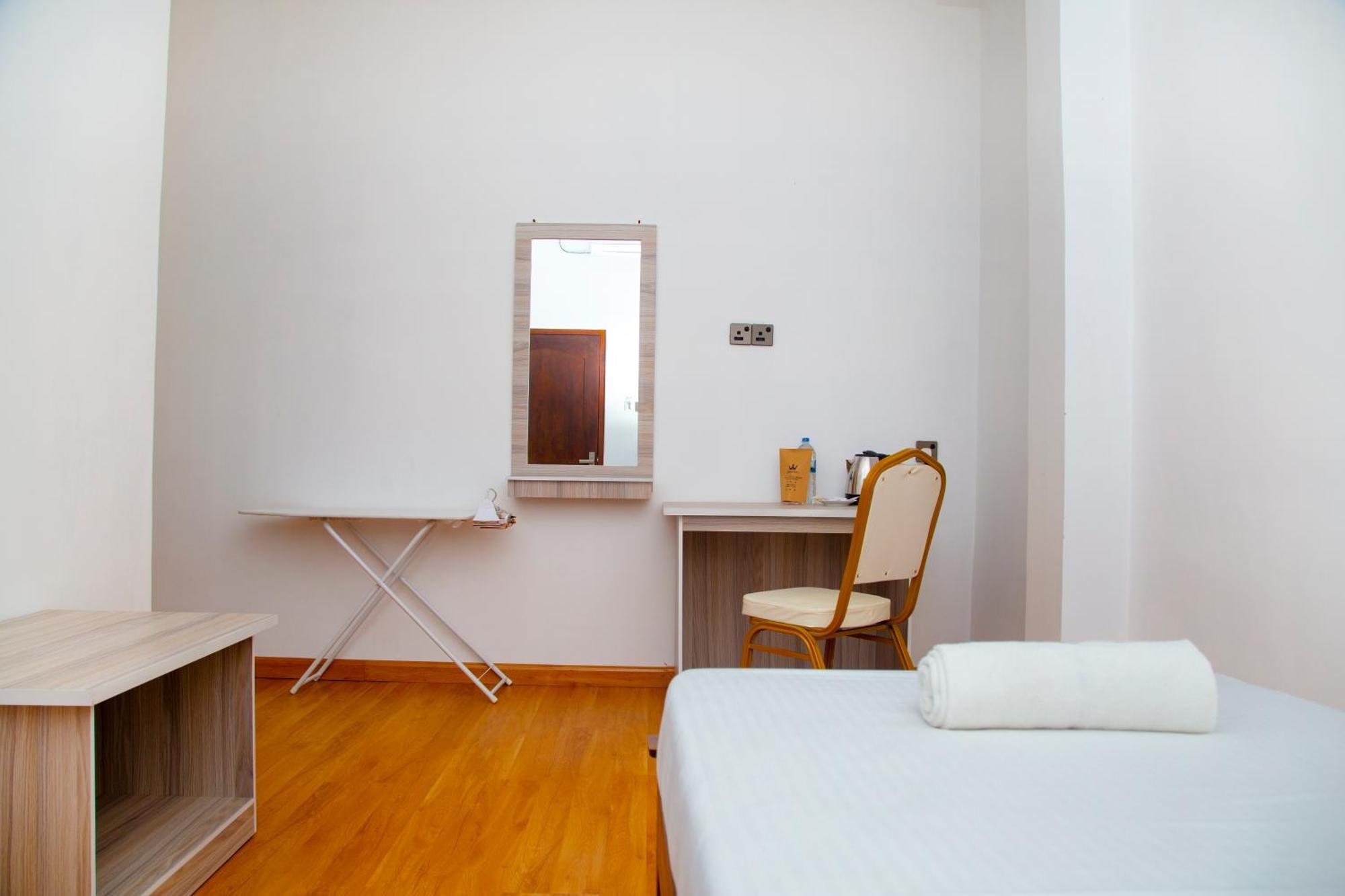 Crown Regency- Badulla Hotel Luaran gambar